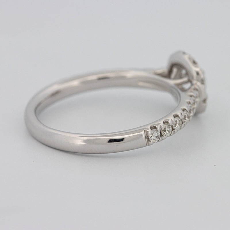 "Mathilda" Halo Solitaire - ZIZOV DIAMONDS