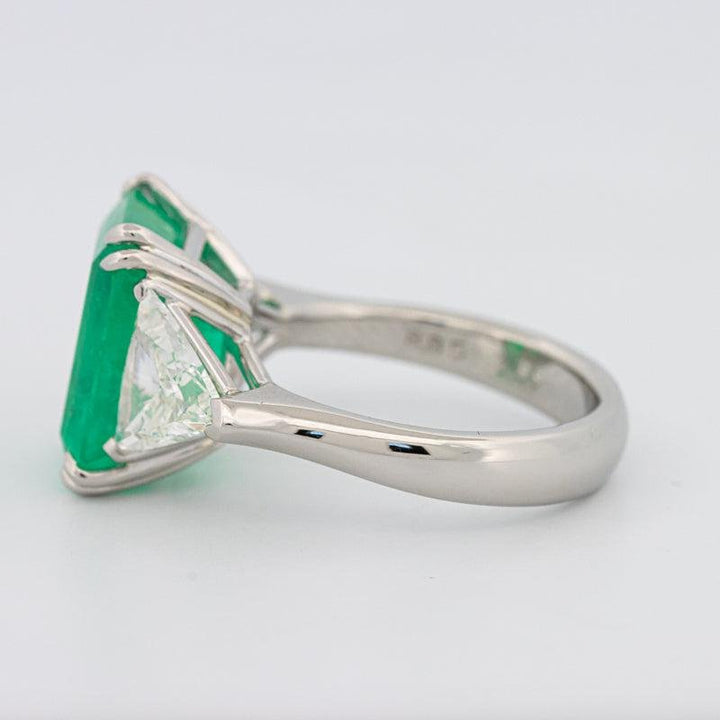 Natural Colombian Green Emerald Ring - ZIZOV DIAMONDS