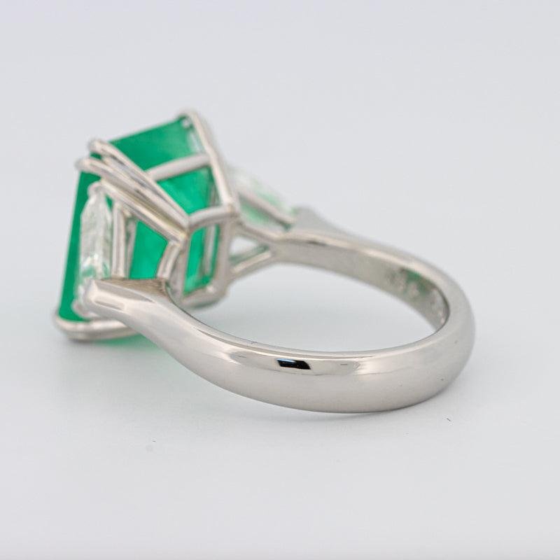 Natural Colombian Green Emerald Ring - ZIZOV DIAMONDS