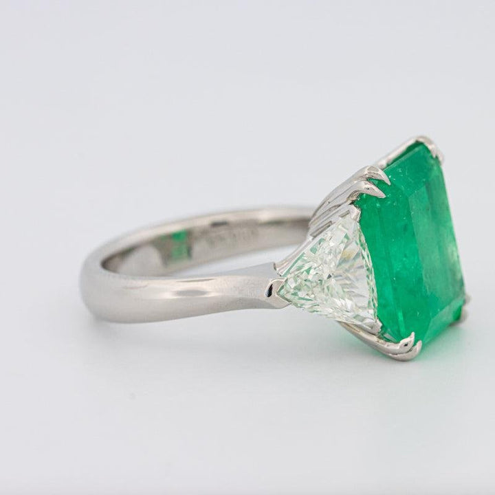 Natural Colombian Green Emerald Ring - ZIZOV DIAMONDS