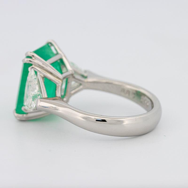 Natural Colombian Green Emerald Ring - ZIZOV DIAMONDS