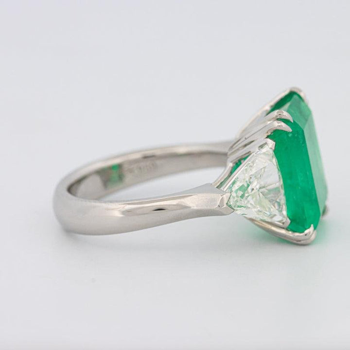 Natural Colombian Green Emerald Ring - ZIZOV DIAMONDS