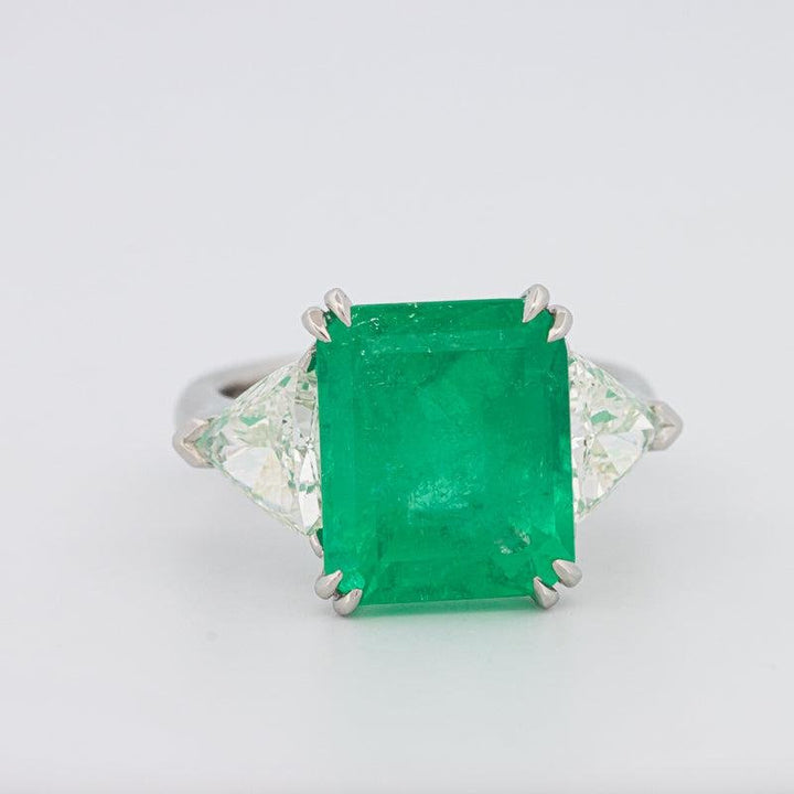 Natural Colombian Green Emerald Ring - ZIZOV DIAMONDS