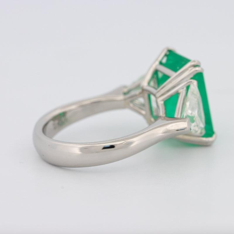 Natural Colombian Green Emerald Ring - ZIZOV DIAMONDS