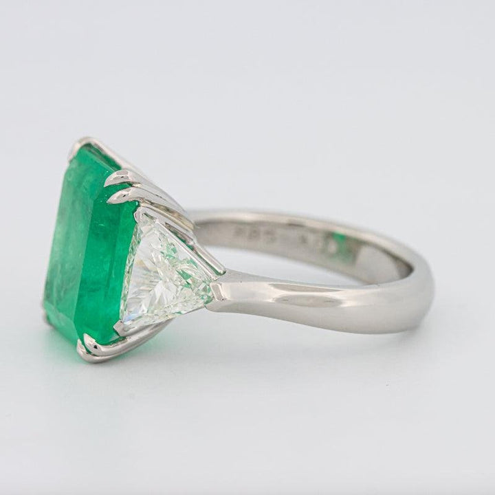 Natural Colombian Green Emerald Ring - ZIZOV DIAMONDS