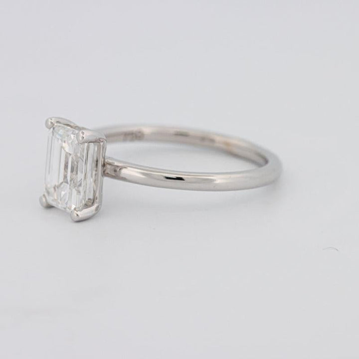 "Selena" Solitaire - ZIZOV DIAMONDS