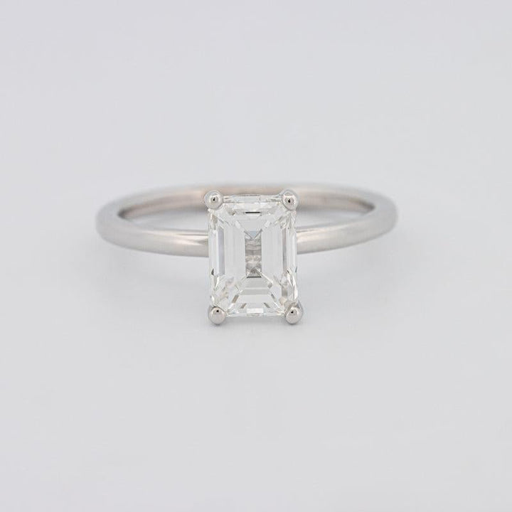 "Selena" Solitaire - ZIZOV DIAMONDS