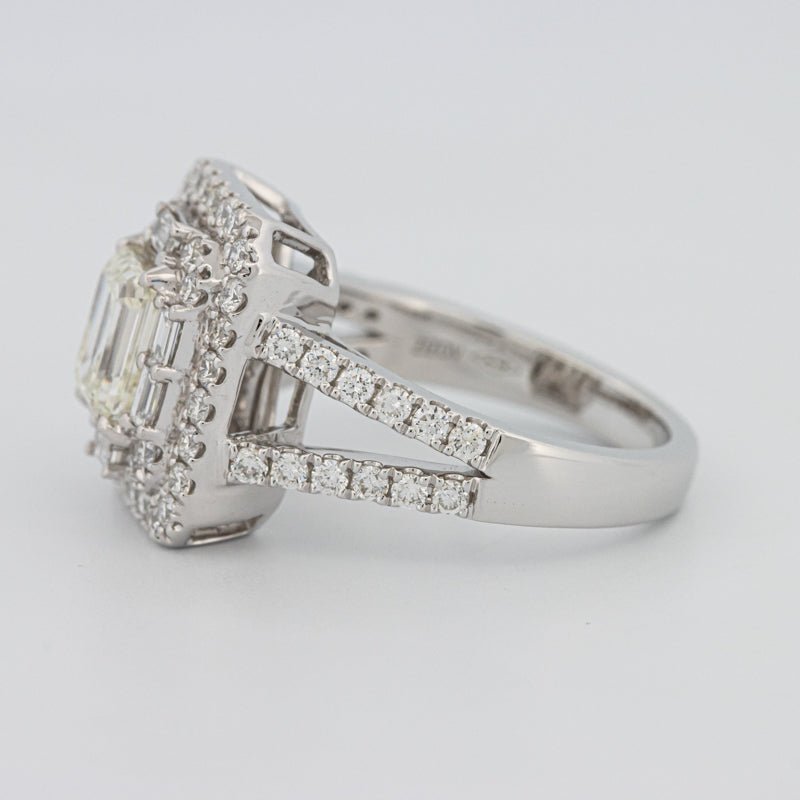 "Stella" Halo Solitaire - ZIZOV DIAMONDS