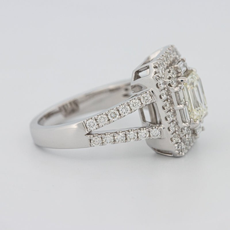 "Stella" Halo Solitaire - ZIZOV DIAMONDS