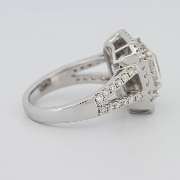 "Stella" Halo Solitaire - ZIZOV DIAMONDS