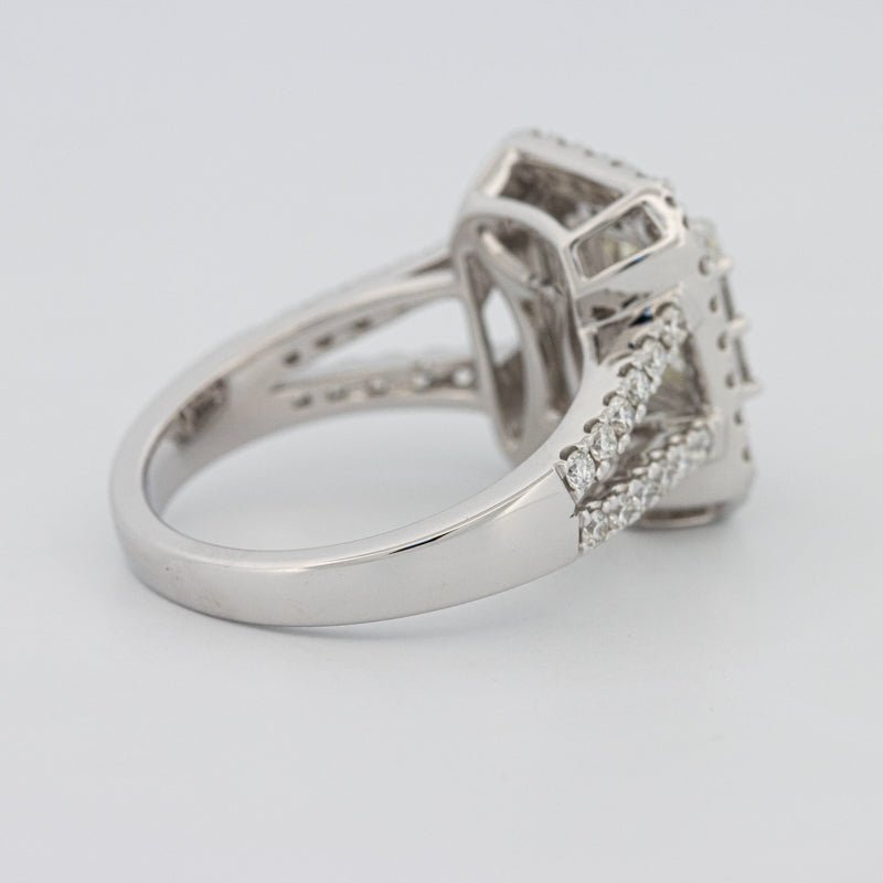 "Stella" Halo Solitaire - ZIZOV DIAMONDS