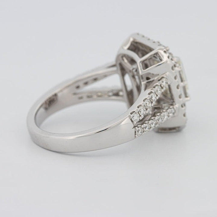 "Stella" Halo Solitaire - ZIZOV DIAMONDS