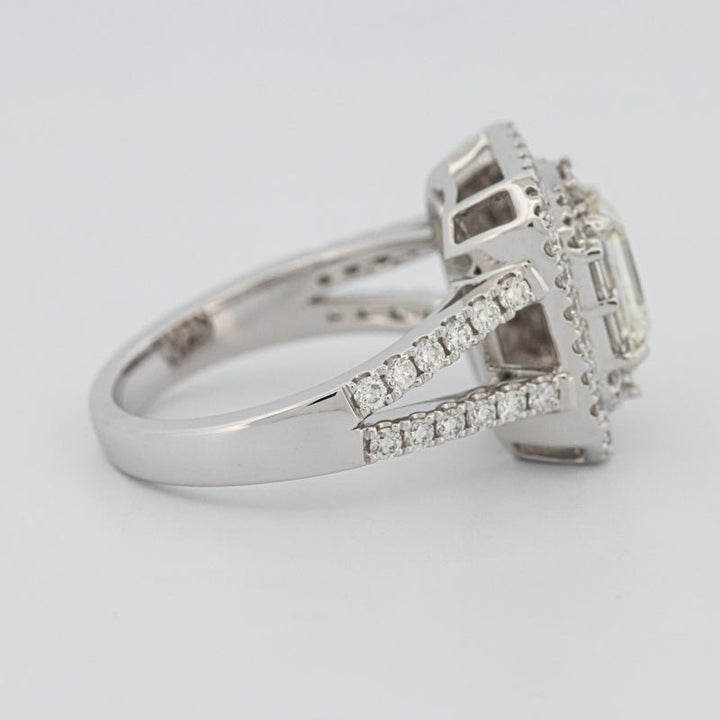 "Stella" Halo Solitaire - ZIZOV DIAMONDS