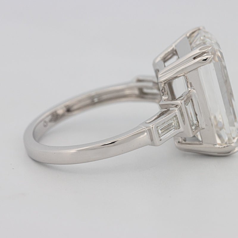The "Elizabeth" Solitaire (LG) - ZIZOV DIAMONDS