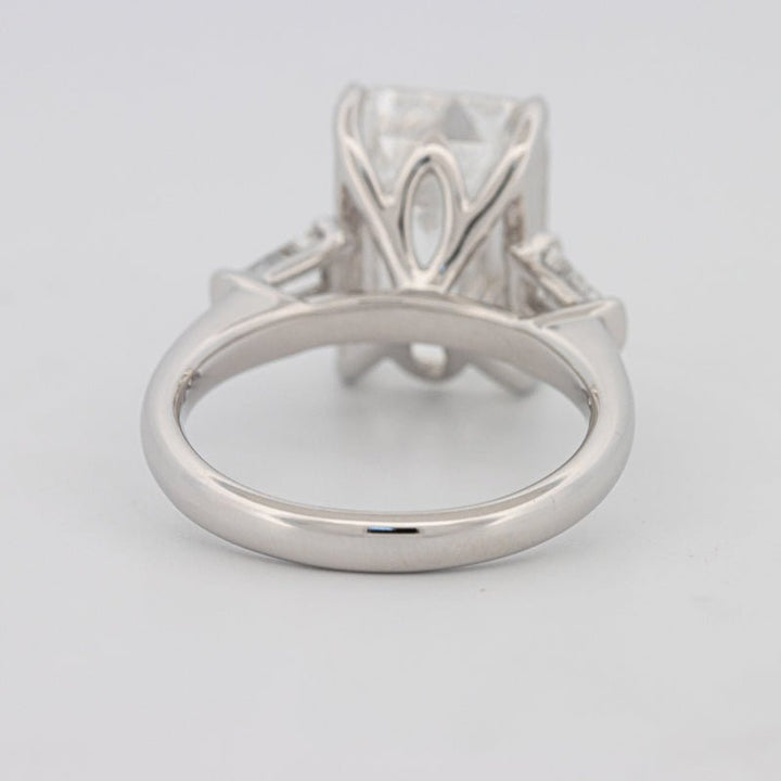 The "Esther" Solitaire (LG) - ZIZOV DIAMONDS