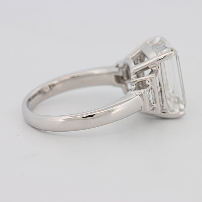 The "Neve" Solitaire (LG) - ZIZOV DIAMONDS