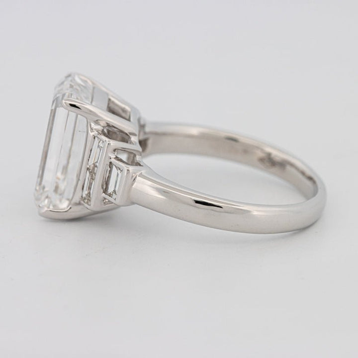 The "Neve" Solitaire (LG) - ZIZOV DIAMONDS