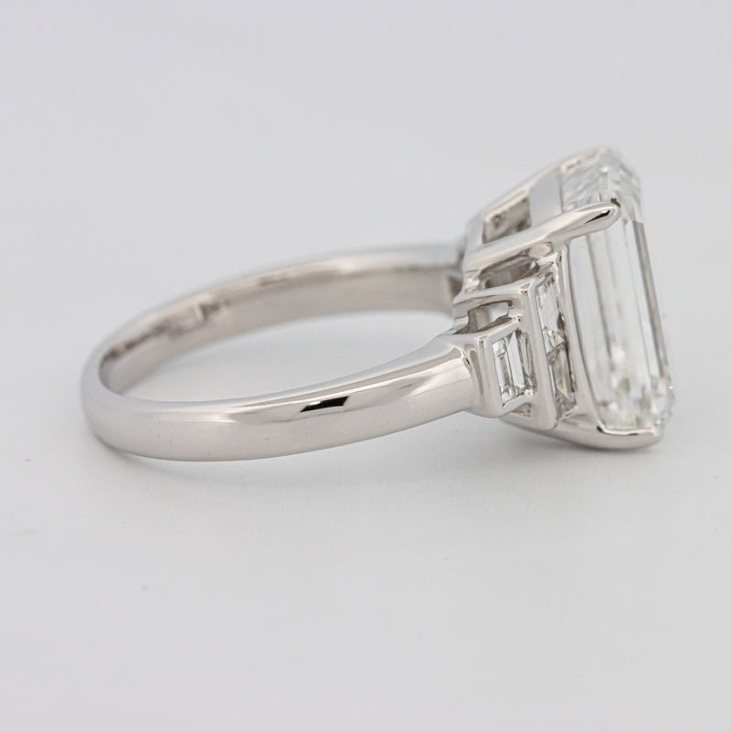 The "Neve" Solitaire (LG) - ZIZOV DIAMONDS