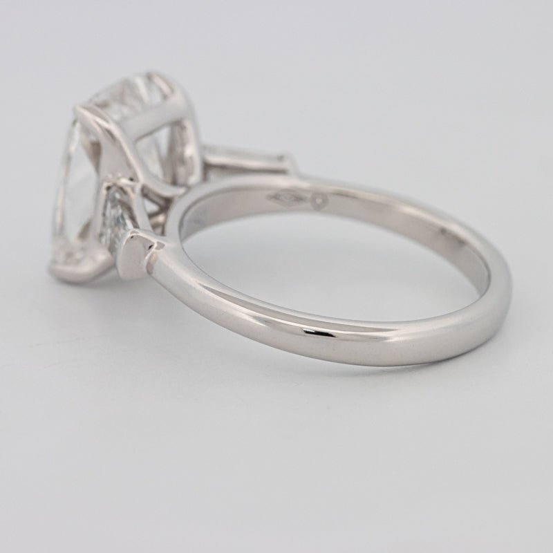 The "Rose" Solitaire (LG) - ZIZOV DIAMONDS