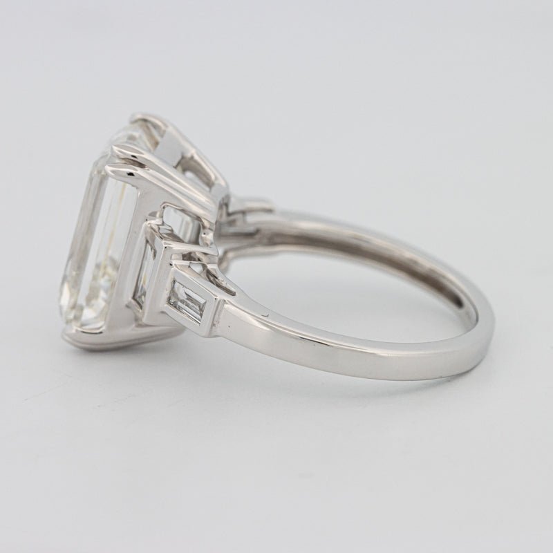 The "Serafina" Solitaire (LG) - ZIZOV DIAMONDS