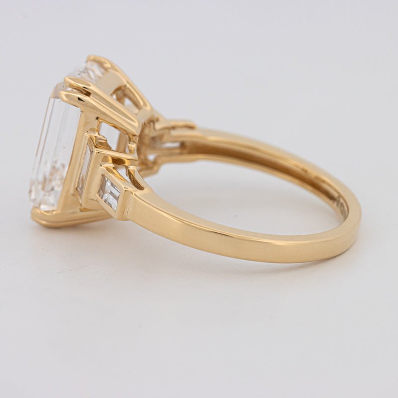 The "Serafina" Solitaire (LG) - ZIZOV DIAMONDS