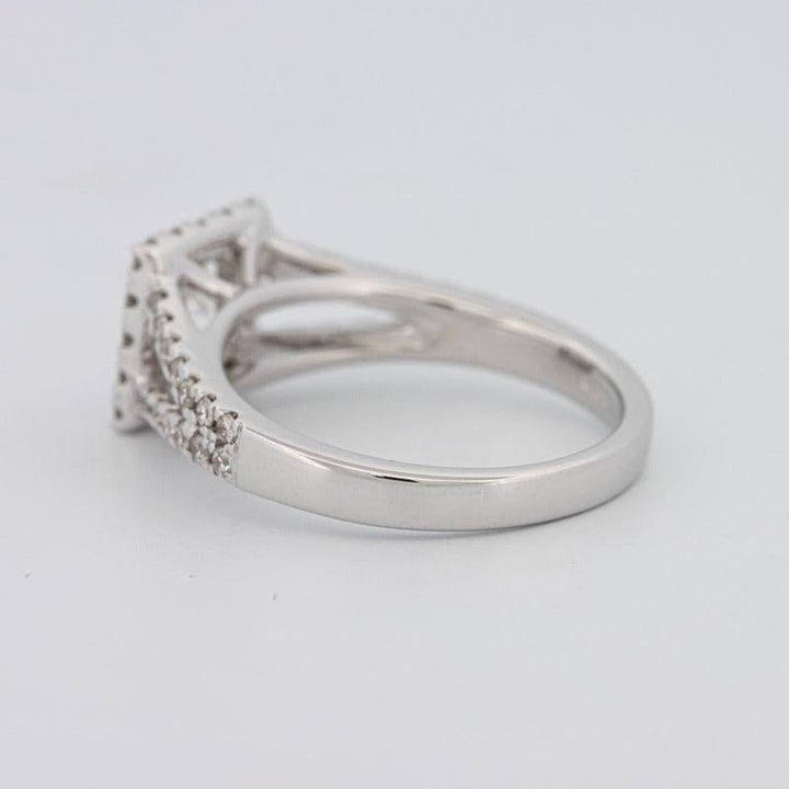 The "Serina" Solitaire - ZIZOV DIAMONDS