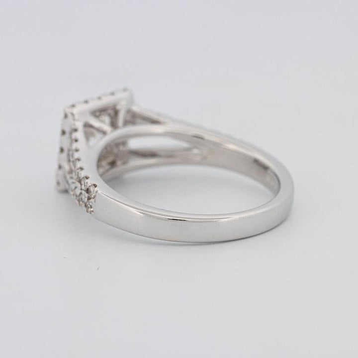 The "Serina" Solitaire - ZIZOV DIAMONDS