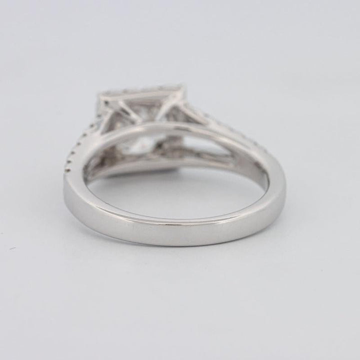 The "Serina" Solitaire - ZIZOV DIAMONDS