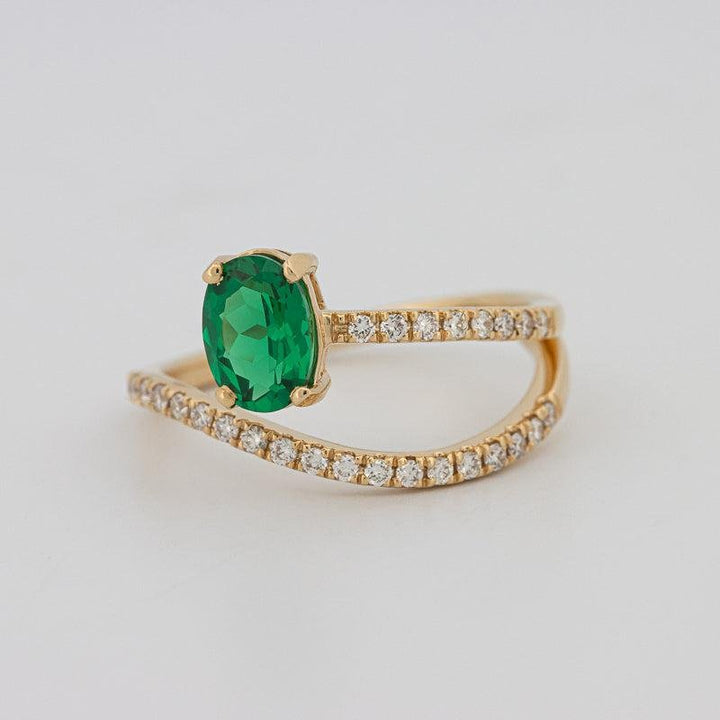 Twisted gem ring (emerald) - ZIZOV DIAMONDS