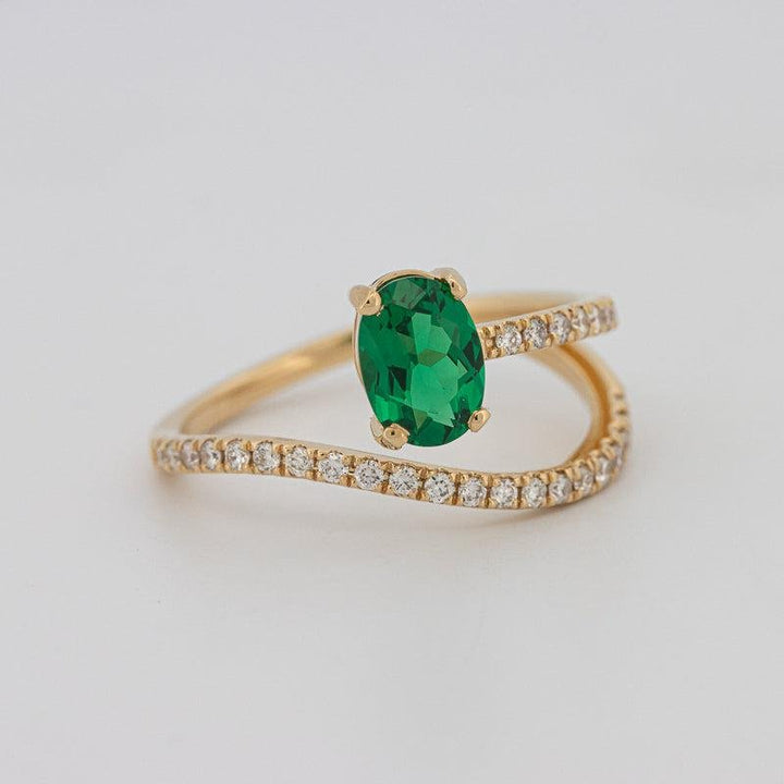 Twisted gem ring (emerald) - ZIZOV DIAMONDS