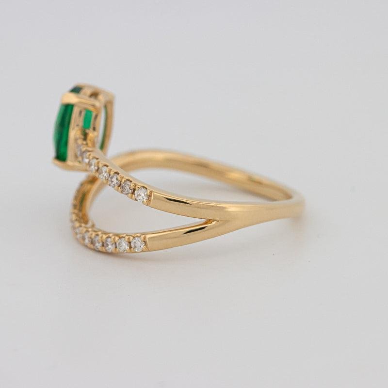 Twisted gem ring (emerald) - ZIZOV DIAMONDS