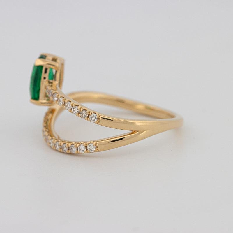 Twisted gem ring (emerald) - ZIZOV DIAMONDS