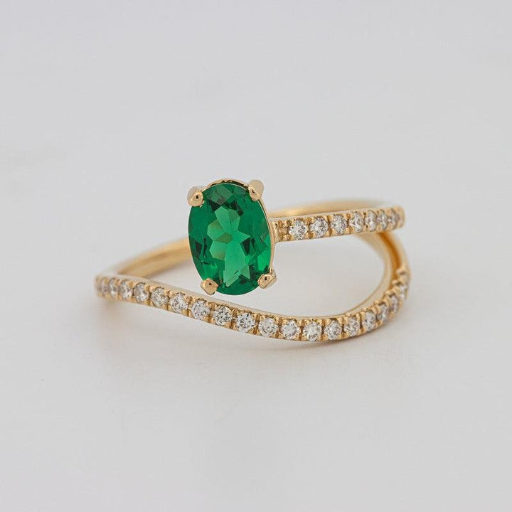 Twisted gem ring (emerald) - ZIZOV DIAMONDS