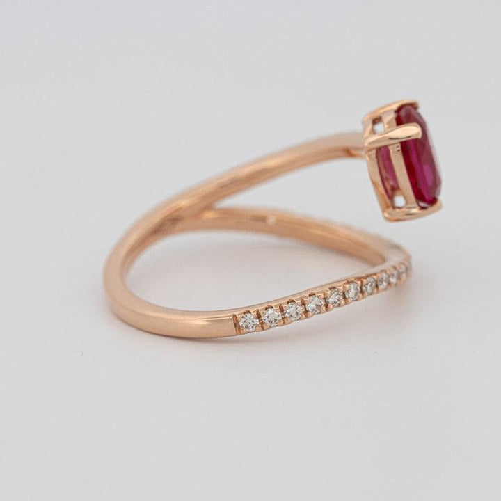 TWISTED GEM RING (PINK SAPPHIRE) - ZIZOV DIAMONDS