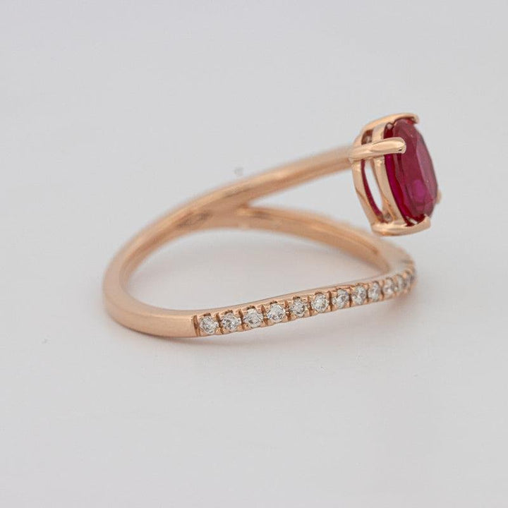 TWISTED GEM RING (PINK SAPPHIRE) - ZIZOV DIAMONDS