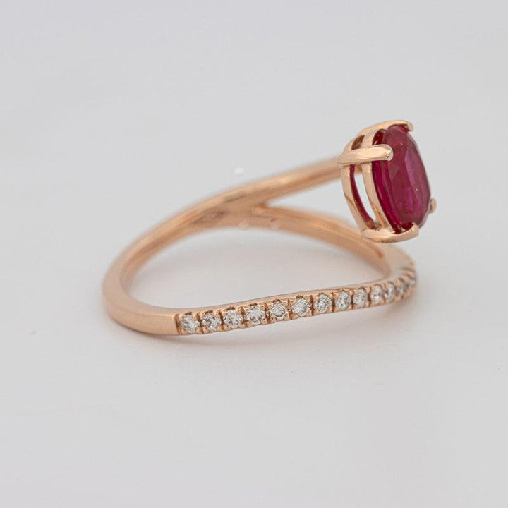TWISTED GEM RING (PINK SAPPHIRE) - ZIZOV DIAMONDS