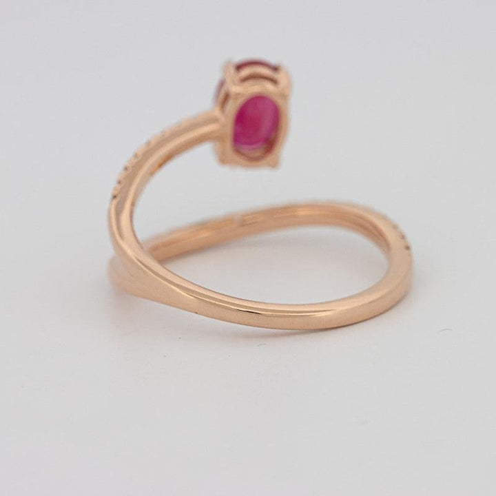 TWISTED GEM RING (PINK SAPPHIRE) - ZIZOV DIAMONDS